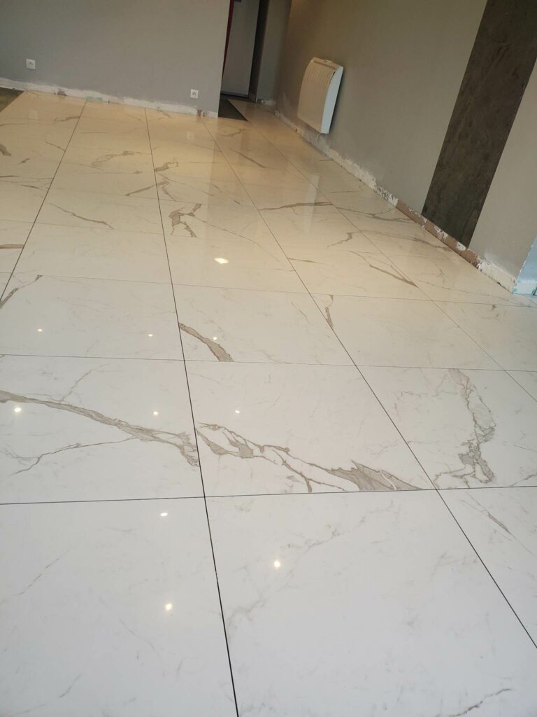 Nicolas Fleury Renovation Maison Saint Pierre Eglise 342236345 249995340858859 6642789544453382057 N
